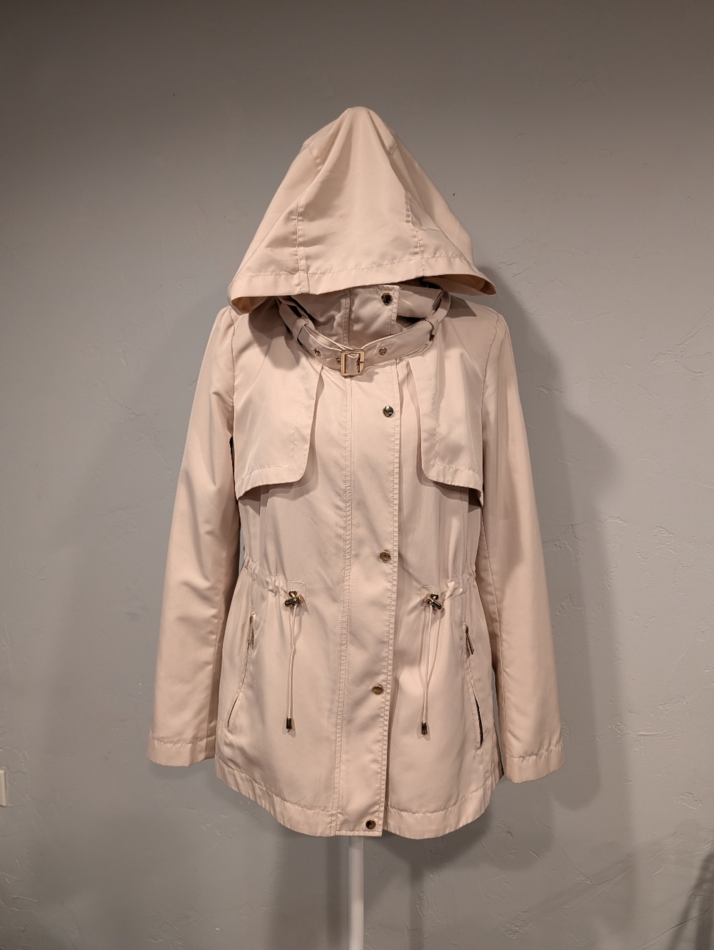 Zara Basic Outerwear Wind/Rain Coat Size Small